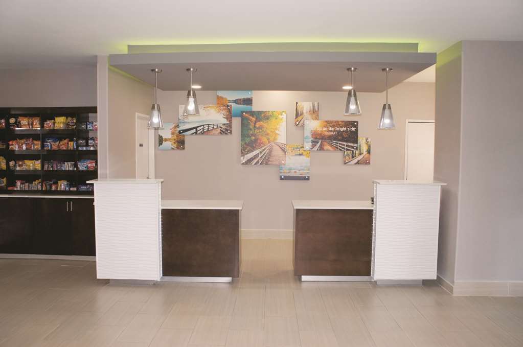 La Quinta Inn And Suites By Wyndham Elkhart Interior foto